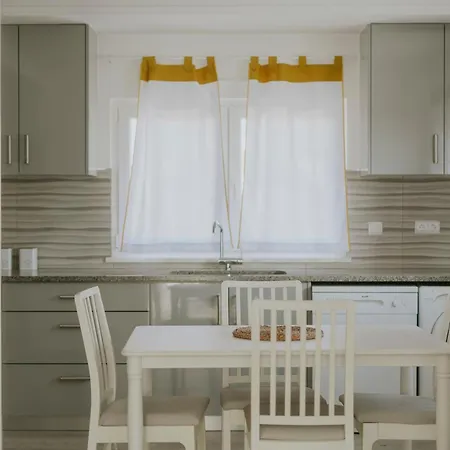 Appartement 112 - Ferrel (Leiria)